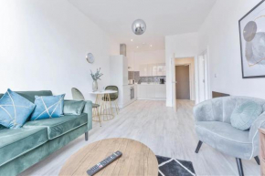 Pass the Keys Flat 4 · Comfy 1 Bedroom: Your Cosy Corner in the City